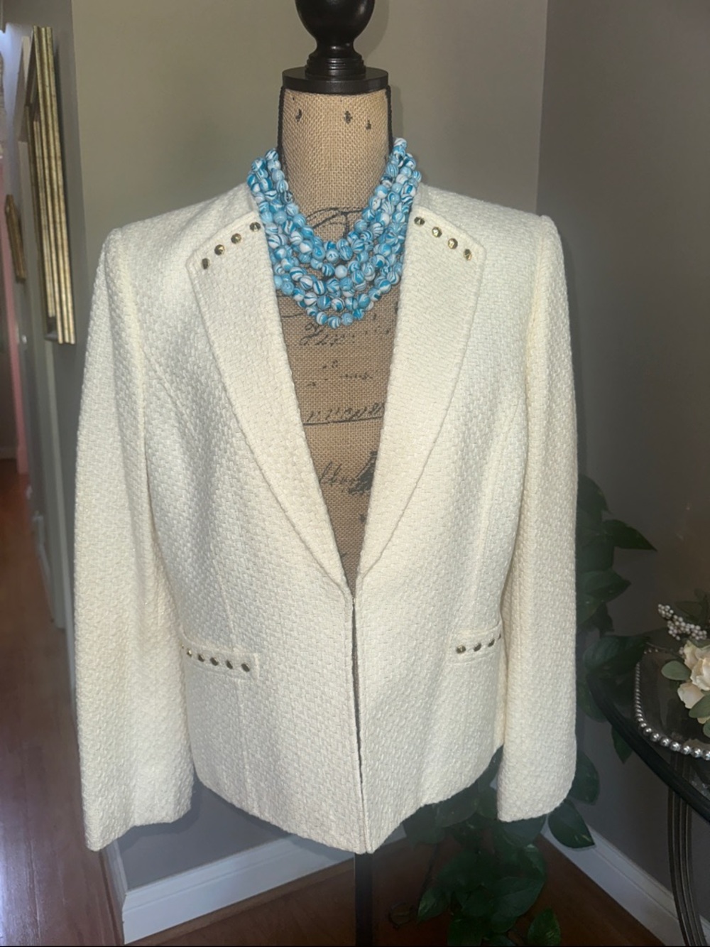 Cream Gold Stud-Trim Tailored Gold threading Textured Blazer size 12 NWOT